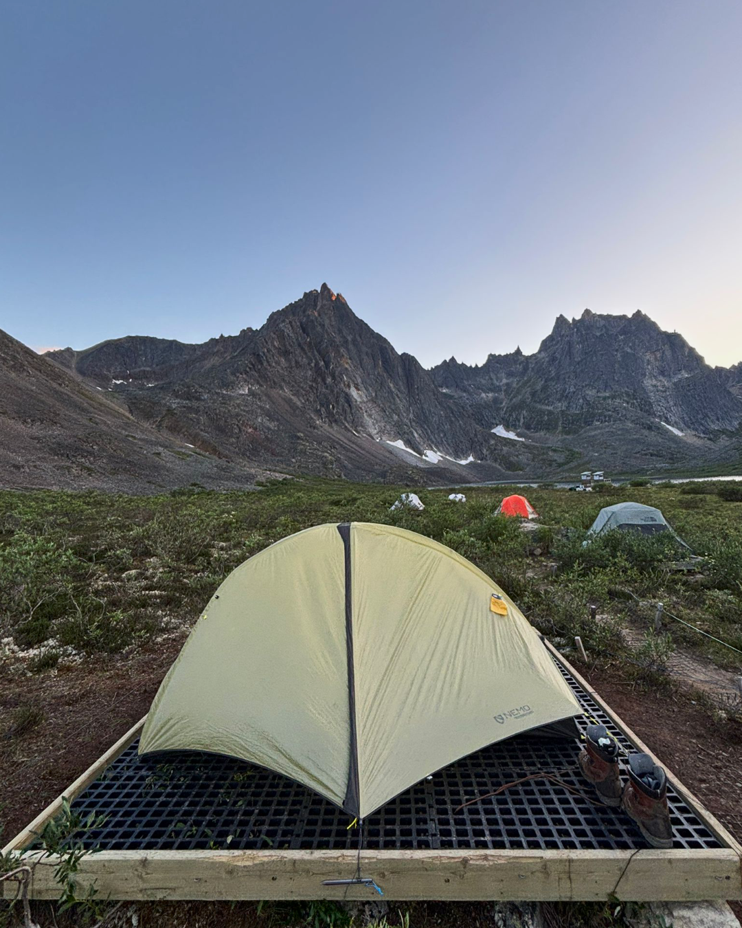 Tombstone Lakes Circuit: 7-Day Trek via Grizzly, Divide & Talus
