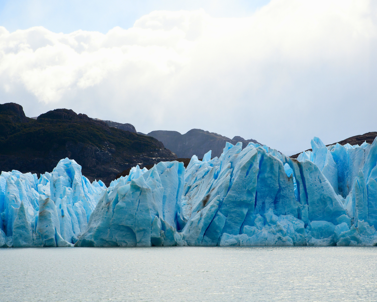 Patagonia Expedition: Torres del Paine O Trek & Fjord Packrafting