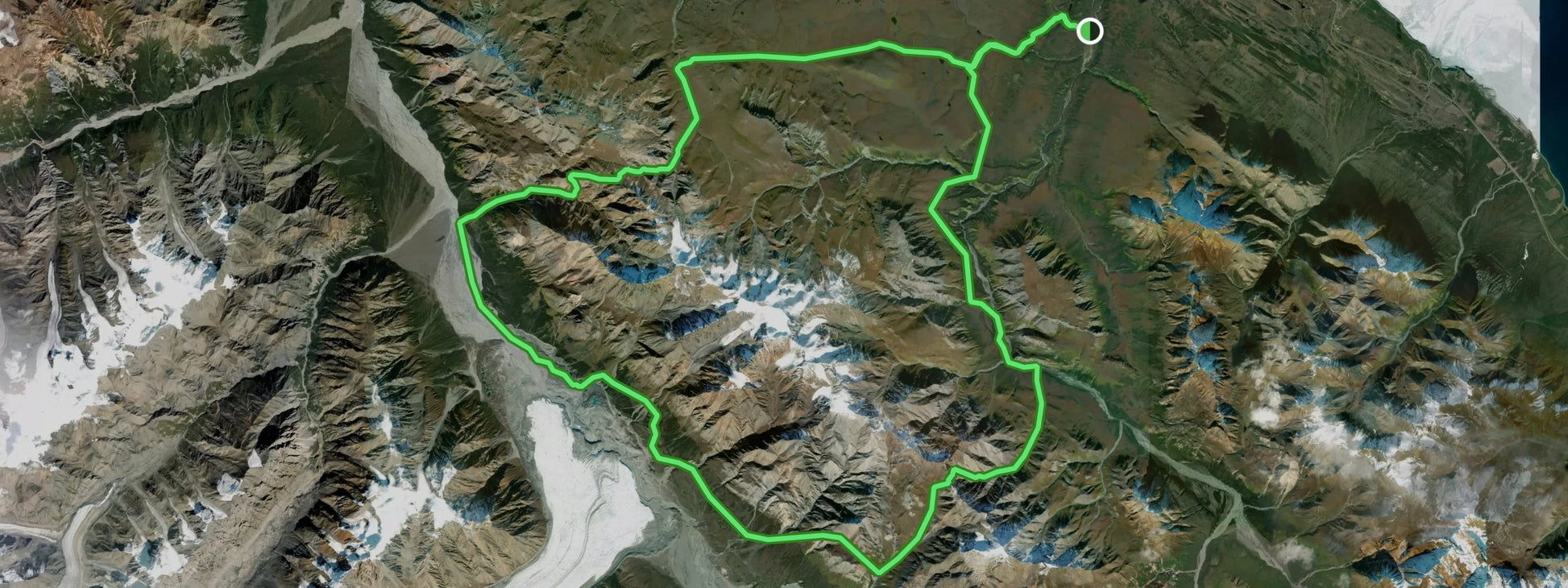 Dän Zhùr (Donjek) Backpacking Route in Kluane National Park Yukon Canada. 