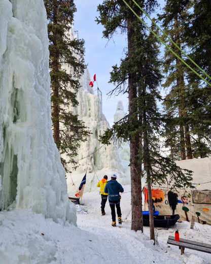 Yukon Night Adventure – Ice Climb, Wild Fondue & Northern Lights