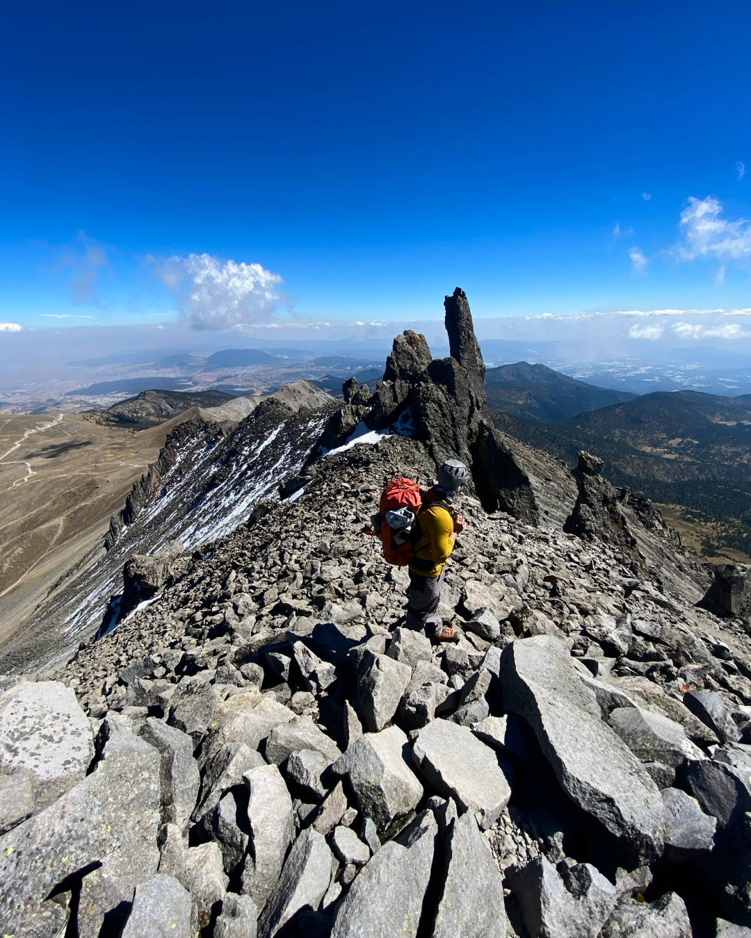 Volcano Trilogy: Climb Mexico’s Three Giants – Summit to Surf